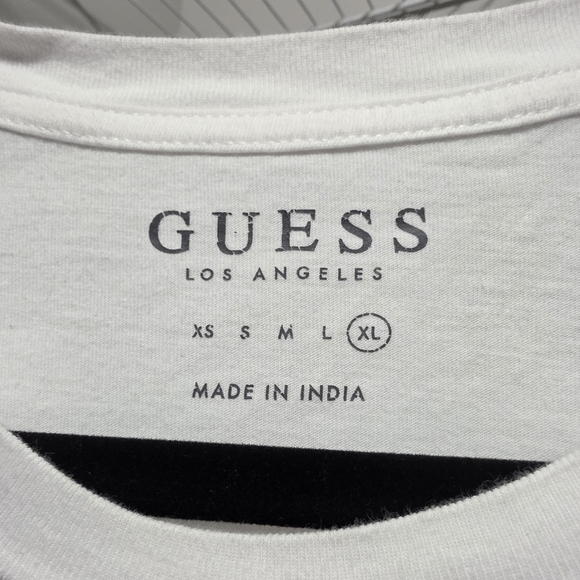 GUESS White and Gray Short Sleeve Tee - Picture 2 of 4